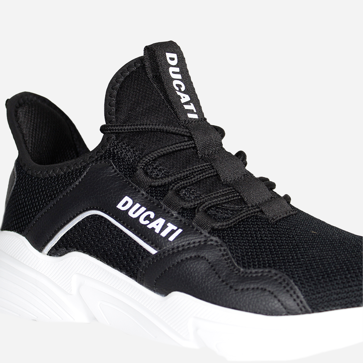 Tenis racer para hombre Ducati negro y blanco